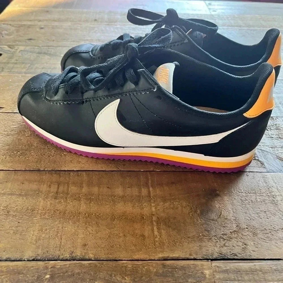Hard to Find Nike Multi-Color Cortez - Picture 1 of 8
